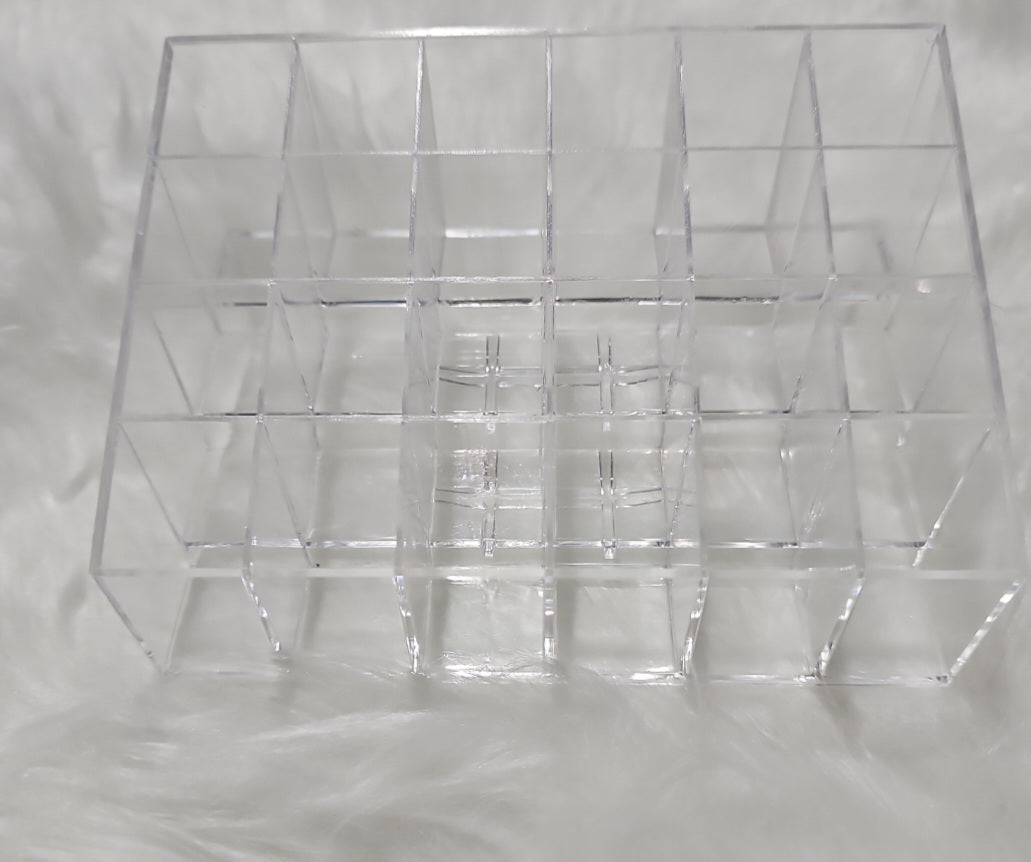 Organizer/Holds 24 tubes